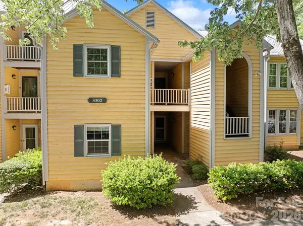 3302 Selwyn Farms Lane #7, Charlotte, NC 28209