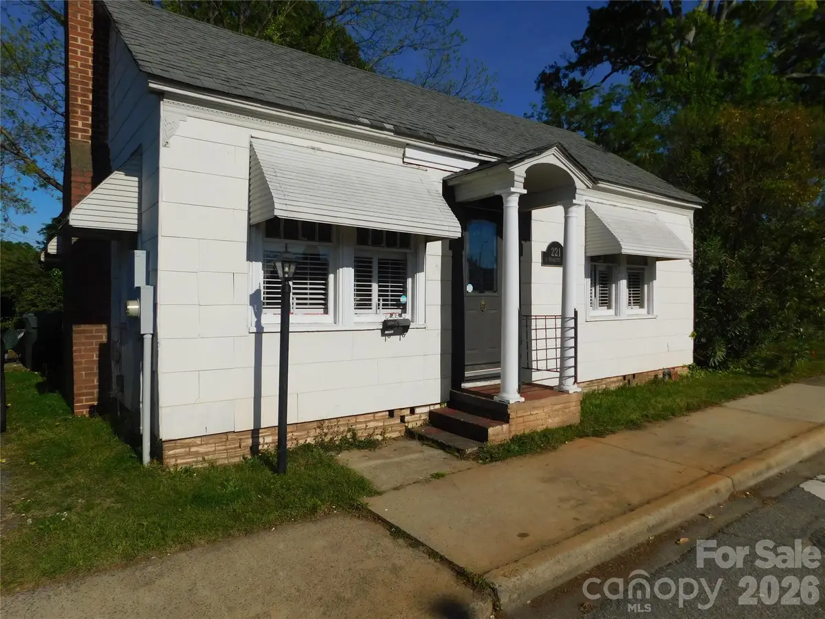221 S Charlotte Avenue, Rock Hill, SC 29730 - #1
