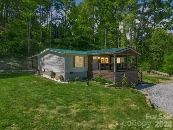 285 Dix Creek No 1 Road, Leicester, NC 28748