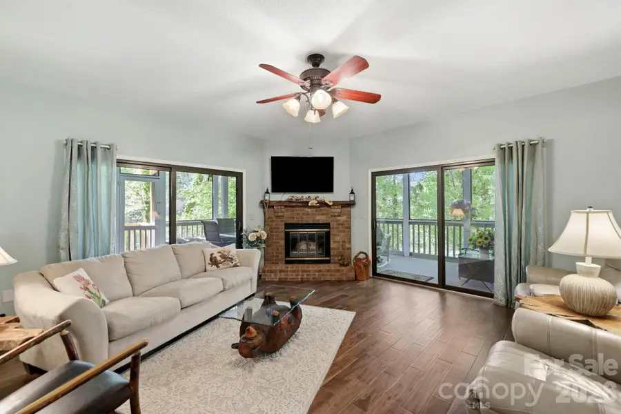 3509 Mountain Top Way, Hendersonville, NC 28739 - #2