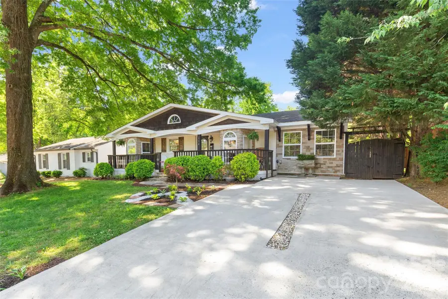 138 Wyanoke Avenue, Charlotte, NC 28205 - #3