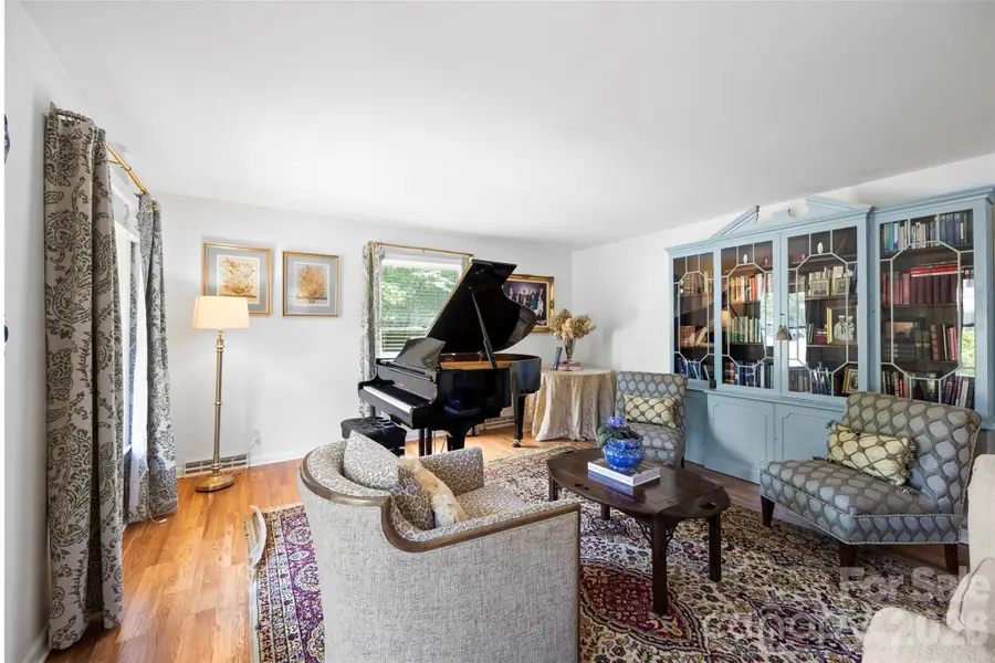 208 S Dixie Street, Cherryville, NC 28021 - #3