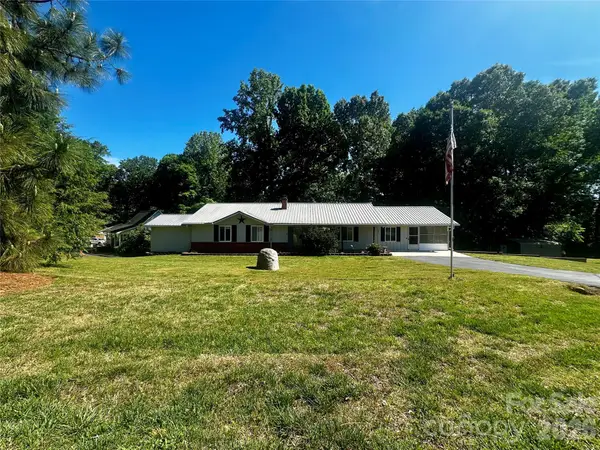 263 Spring Shore Road, Statesville, NC 28677