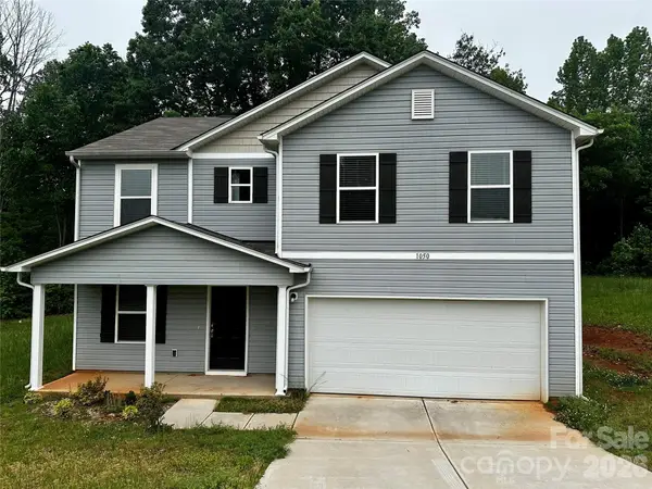 1050 Glenbriar Court, Woodleaf, NC 27054