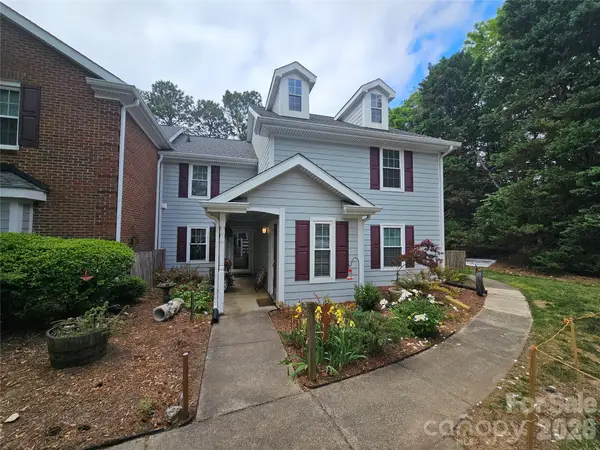 9234 Kings Canyon Drive, Charlotte, NC 28210