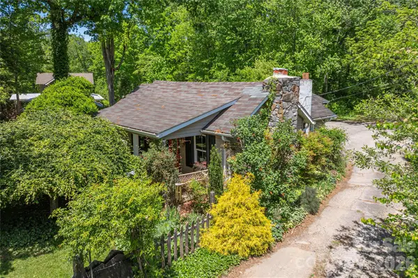 14 Murray Lane, Asheville, NC 28806