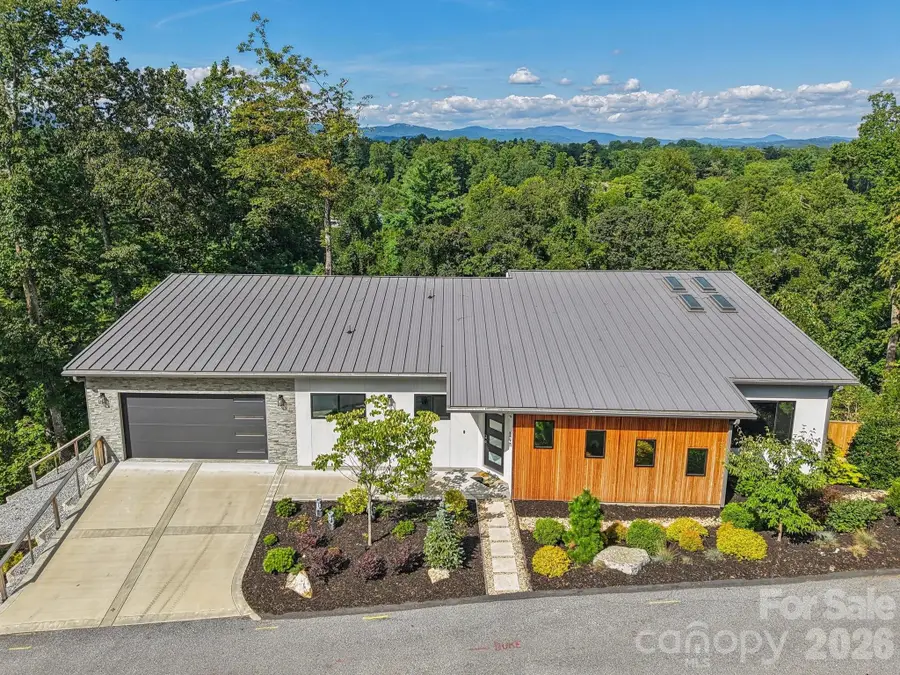 55 Laurel Spring Lane, Hendersonville, NC 28739 - #3