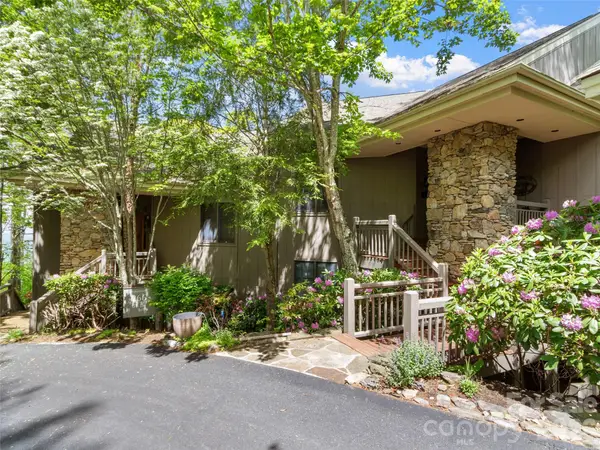 266 Sunset Point Road #B2, Burnsville, NC 28714