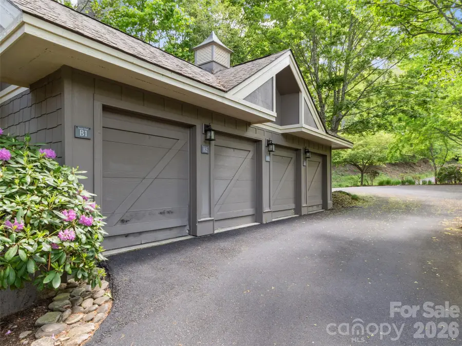 266 Sunset Point Road #B2, Burnsville, NC 28714 - #2