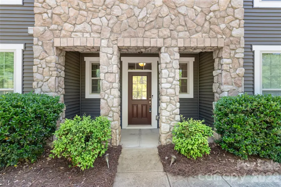 5662 Stonewells Drive, Charlotte, NC 28278 - #3