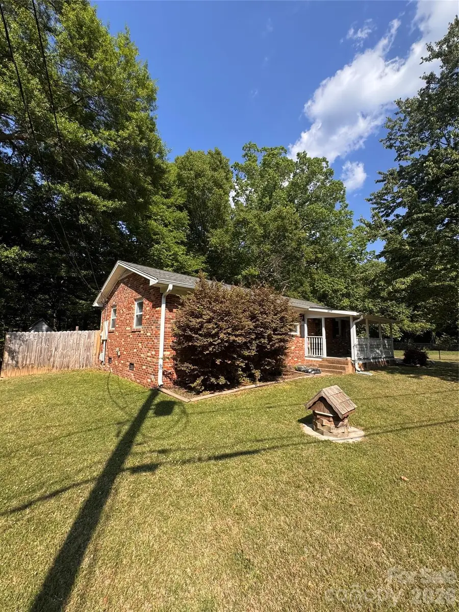 6517 Riverine Drive, Charlotte, NC 28216 - #2