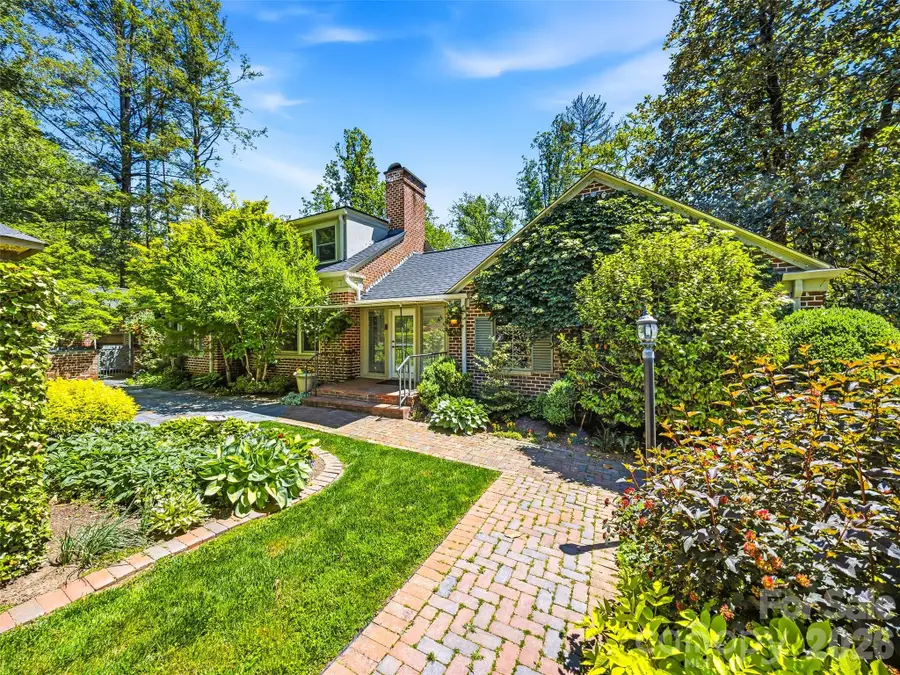 109 Stuyvesant Road, Asheville, NC 28803 - #2