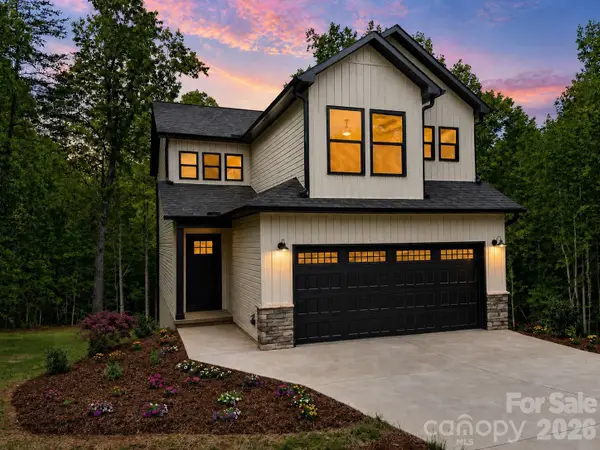 9395 West Ridge Drive, Hickory, NC 28601