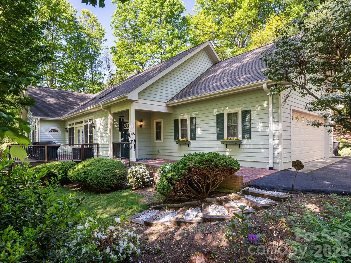4 Dogwood Glen Circle, Etowah, NC 28729 - #1