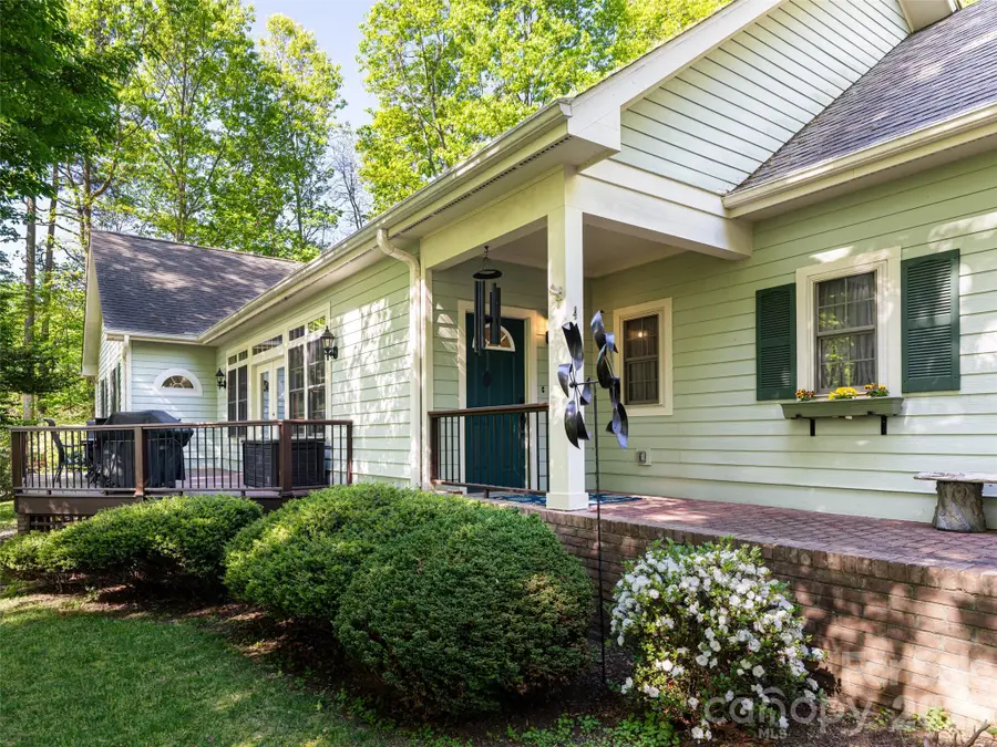 4 Dogwood Glen Circle, Etowah, NC 28729 - #3