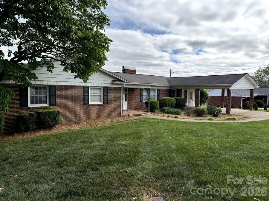 1 Clearview Street, Granite Falls, NC 28630 - #2