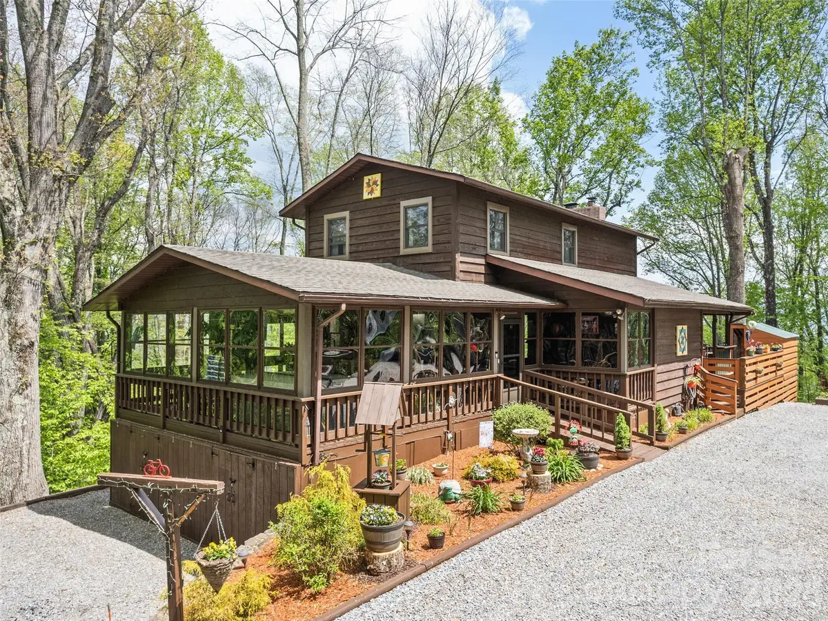 2863 Heath Peak Road, Waynesville, NC 28785 - #1
