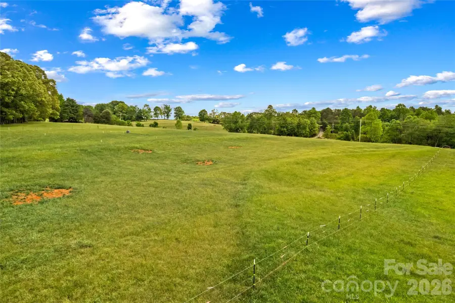 562 Mountain View Road, Statesville, NC 28625 - #2