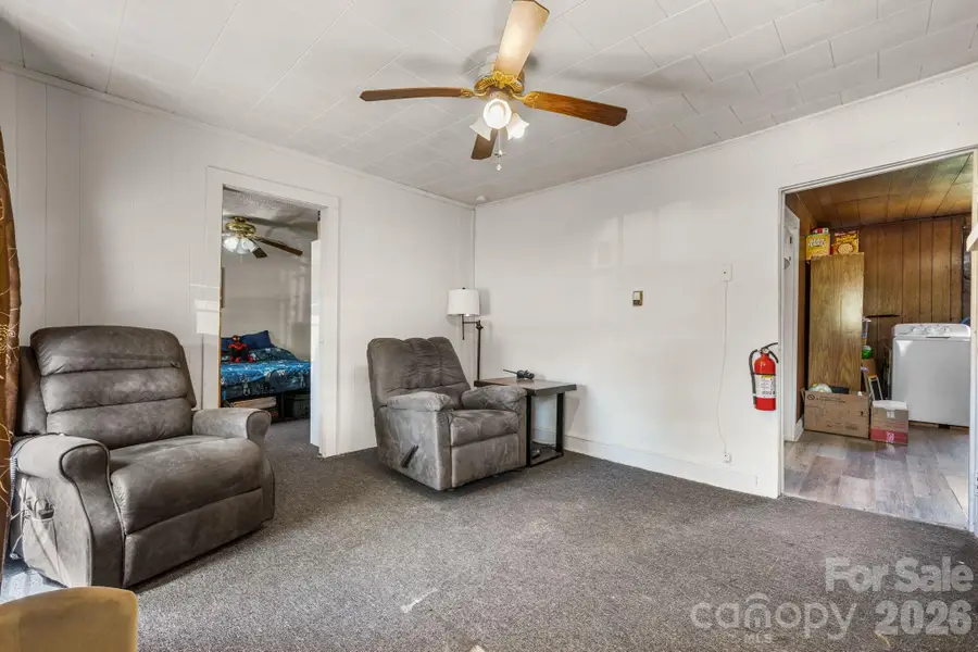 3706 2nd Avenue Nw, Hickory, NC 28601 - #2