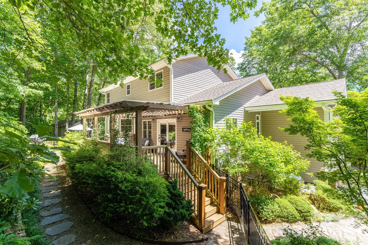 72 Whitfield Lane, Weaverville, NC 28787 - #1