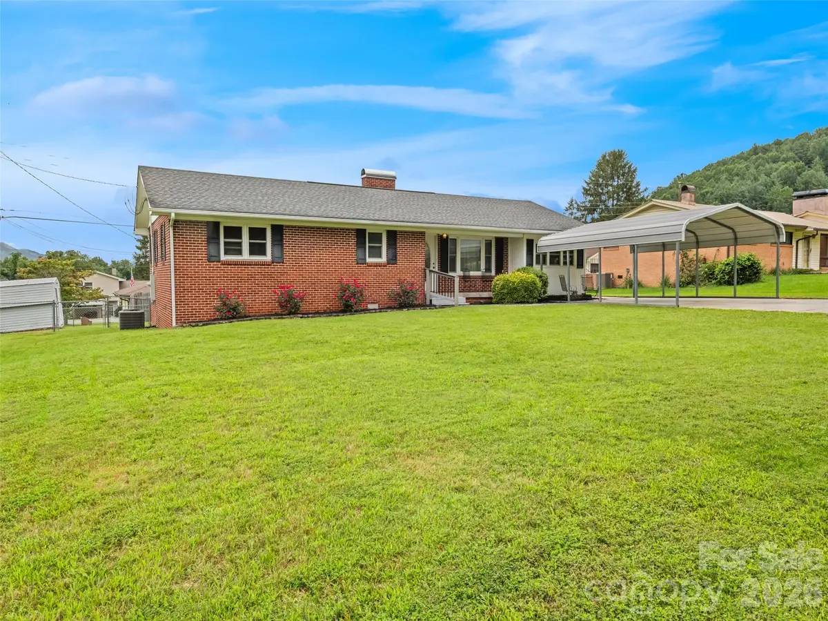241 Grandview Circle, Waynesville, NC 28786 - #1