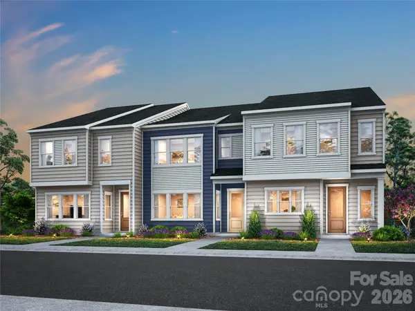 8328 Discovery Lane, Charlotte, NC 28216