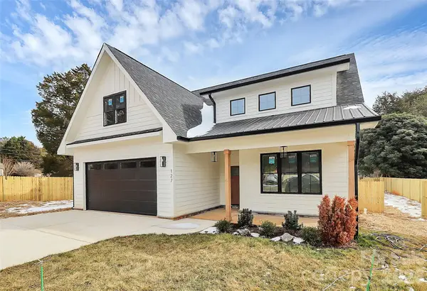 127 Hazelton Loop, Mooresville, NC 28117