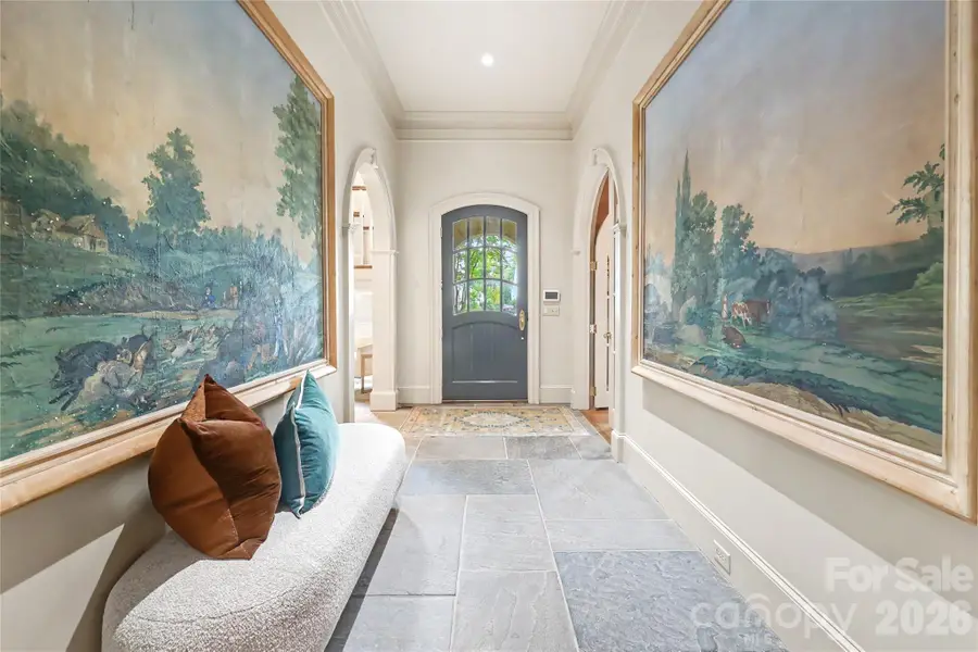 2301 Queens Road E, Charlotte, NC 28207 - #2