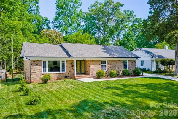 6701 Ronda Avenue, Charlotte, NC 28211