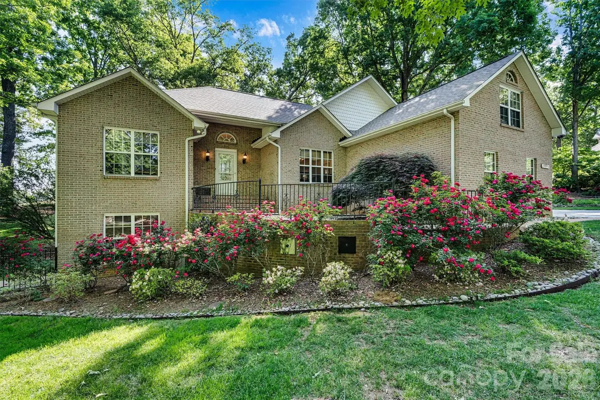 7538 Golf Course Drive S, Denver, NC 28037 - #1