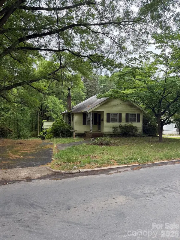 1611 W Fifth Avenue, Gastonia, NC 28052