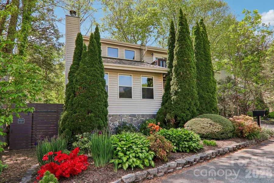 12 Indian Trace Road, Maggie Valley, NC 28751 - #2