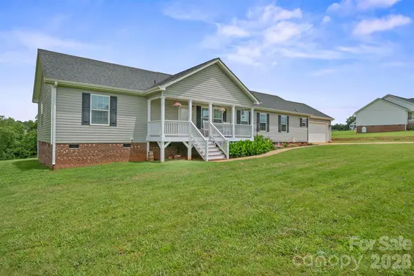 308 Laurel Ridge Drive, Lincolnton, NC 28092