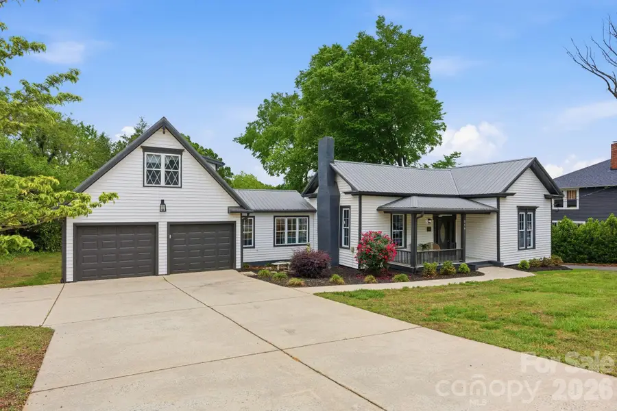 315 S Main Street, Davidson, NC 28036 - #3