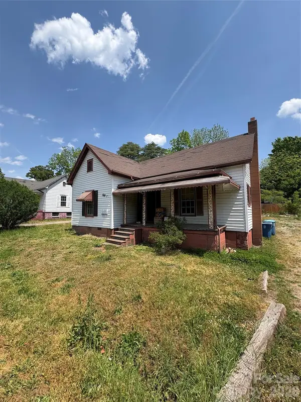 113 S Davie Street, Mocksville, NC 27028