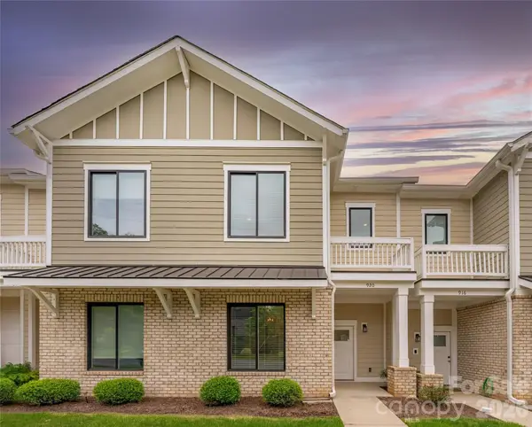 920 Van Every Street, Charlotte, NC 28205