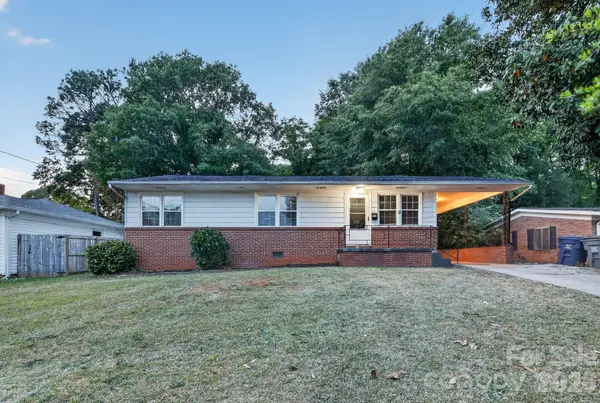 220 Woodview Avenue, Spartanburg, SC 29306