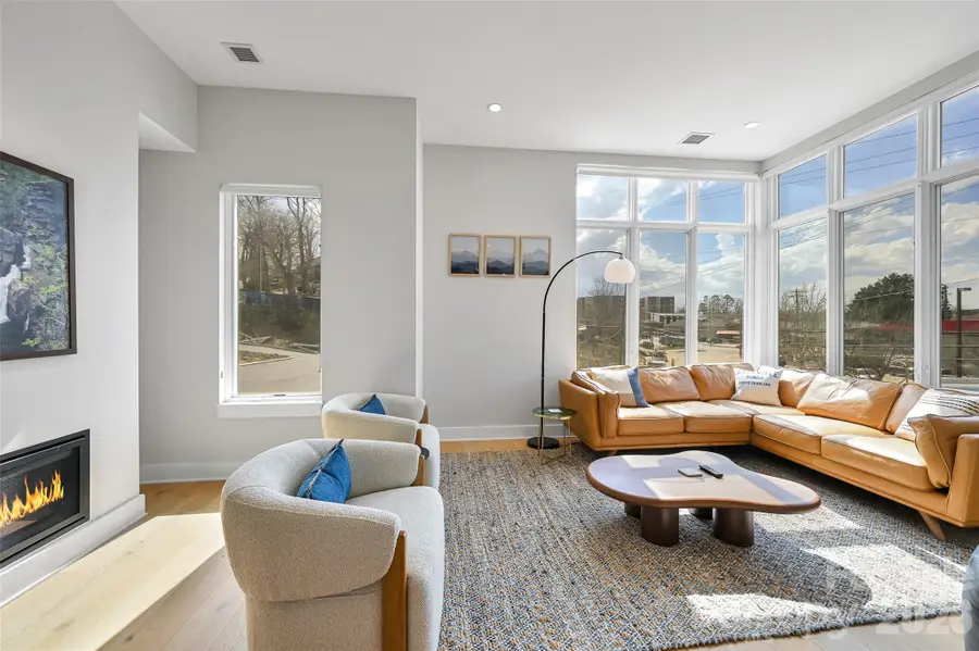 1 Bauhaus Court, Asheville, NC 28801 - #2