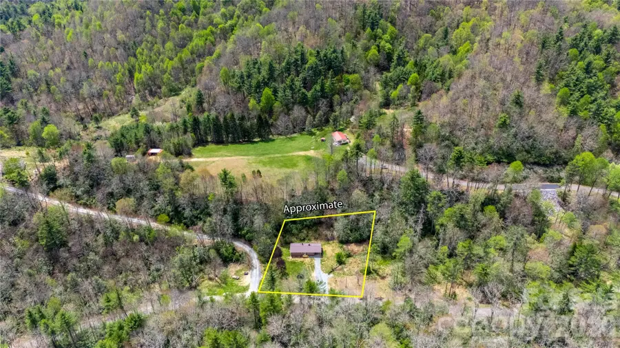 8855 Bugger Hollow Road, Jonas Ridge, NC 28652 - #3