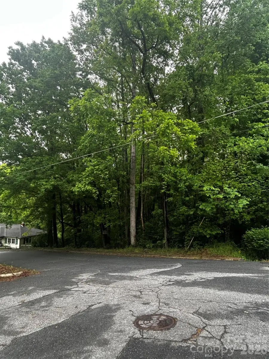 000 Prospect Street Nw, Lenoir, NC 28645 - #2