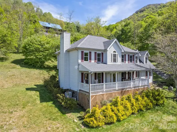 831 Red Bank Road, Waynesville, NC 28786