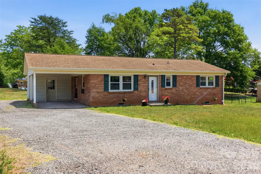 1910 26th Street Ne, Hickory, NC 28601 - #2