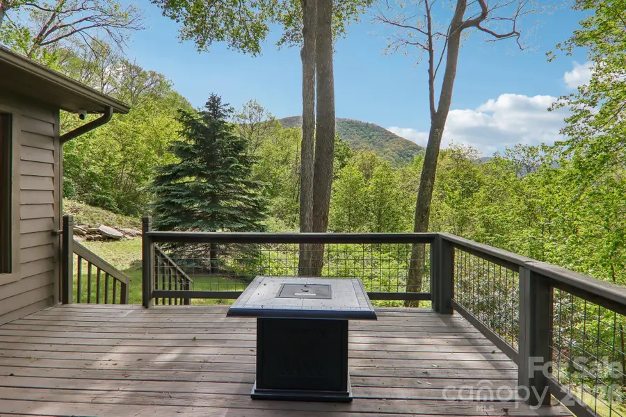 79 Chipmunk Lane, Maggie Valley, NC 28751 - #2