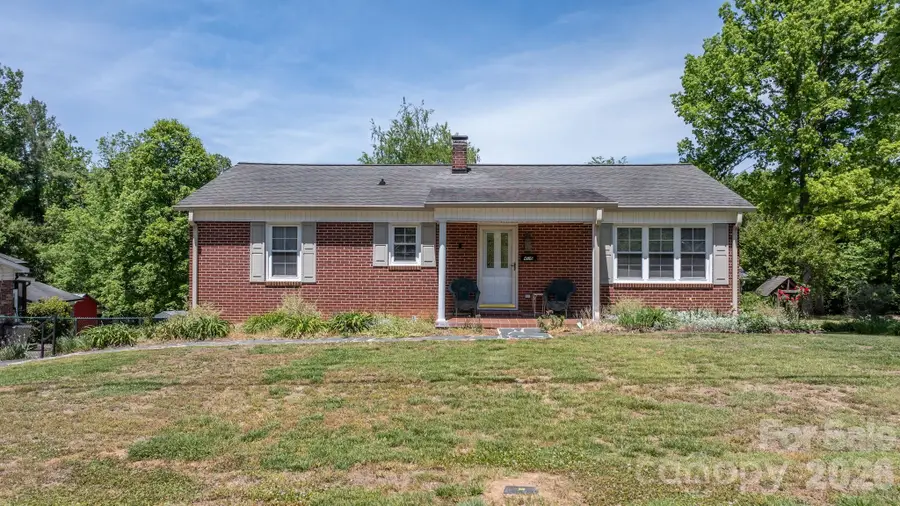 406 Swanson Drive Sw, Lenoir, NC 28645 - #2