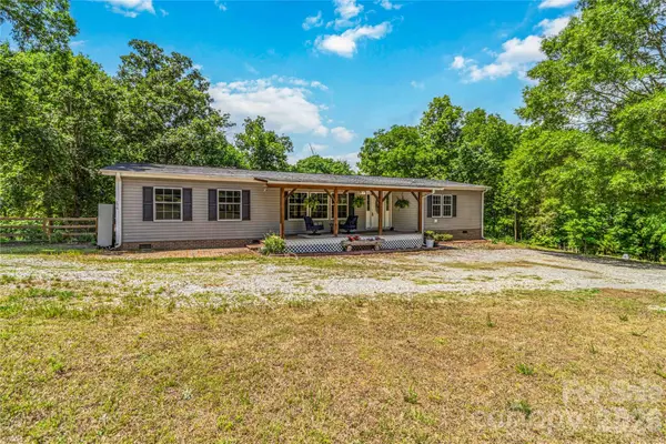 174 Little Pine Drive, Smyrna, SC 29743