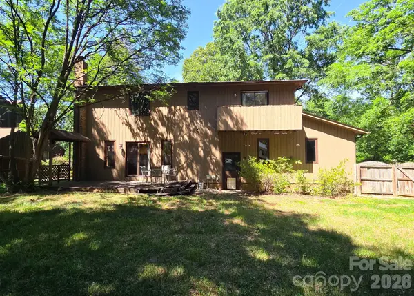 7040 Summer Place, Charlotte, NC 28213