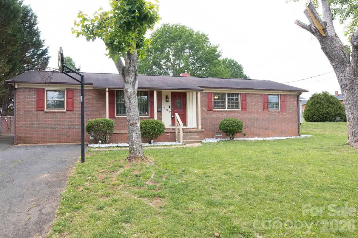 100 Woodward Avenue, Morganton, NC 28655 - #1