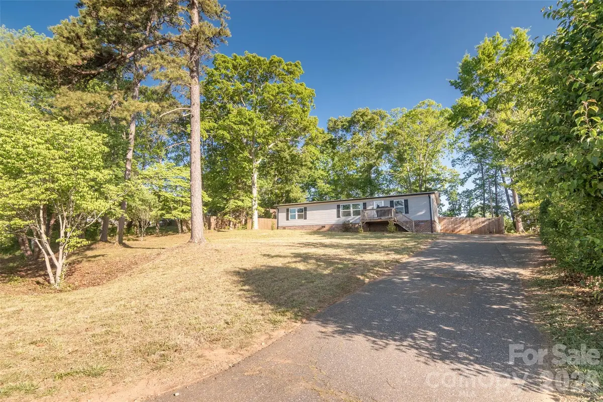 3973 Berry Creek Circle, Granite Falls, NC 28630 - #1