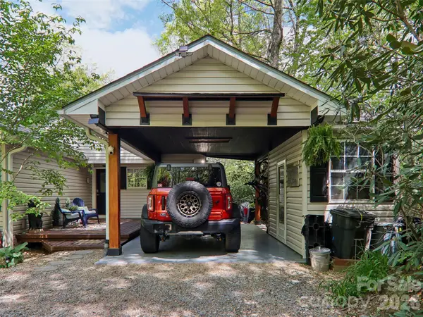 554 Pisgah Forest Drive, Pisgah Forest, NC 28768
