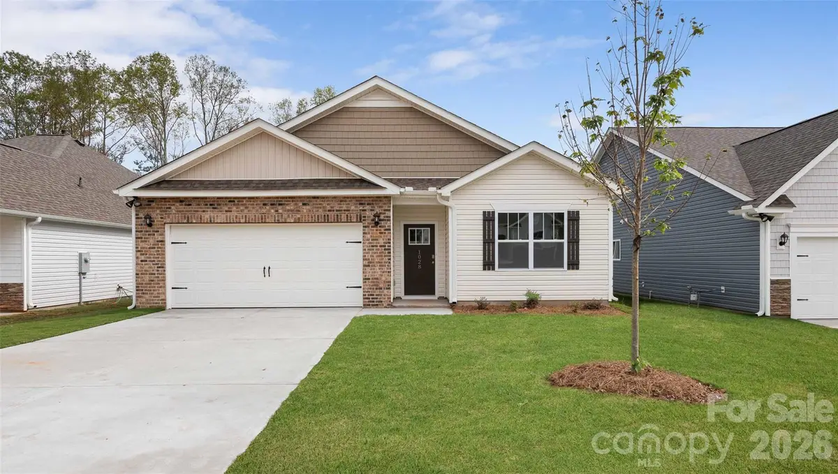 628 Country Oak Drive, Asheville, NC 28804 - #1